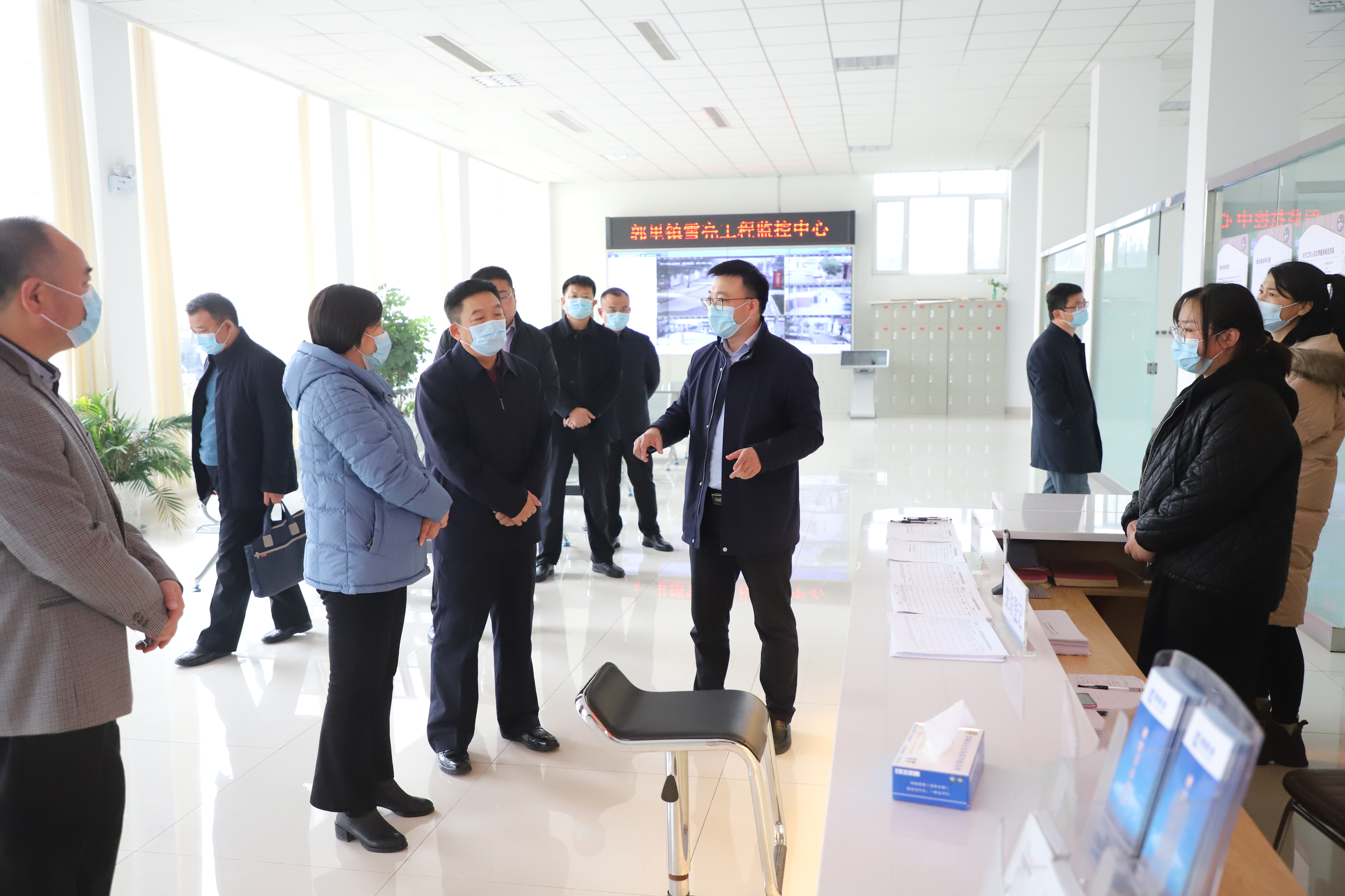 邹城市市委常委政法委书记程尚超到郭里督导和为贵建设工作